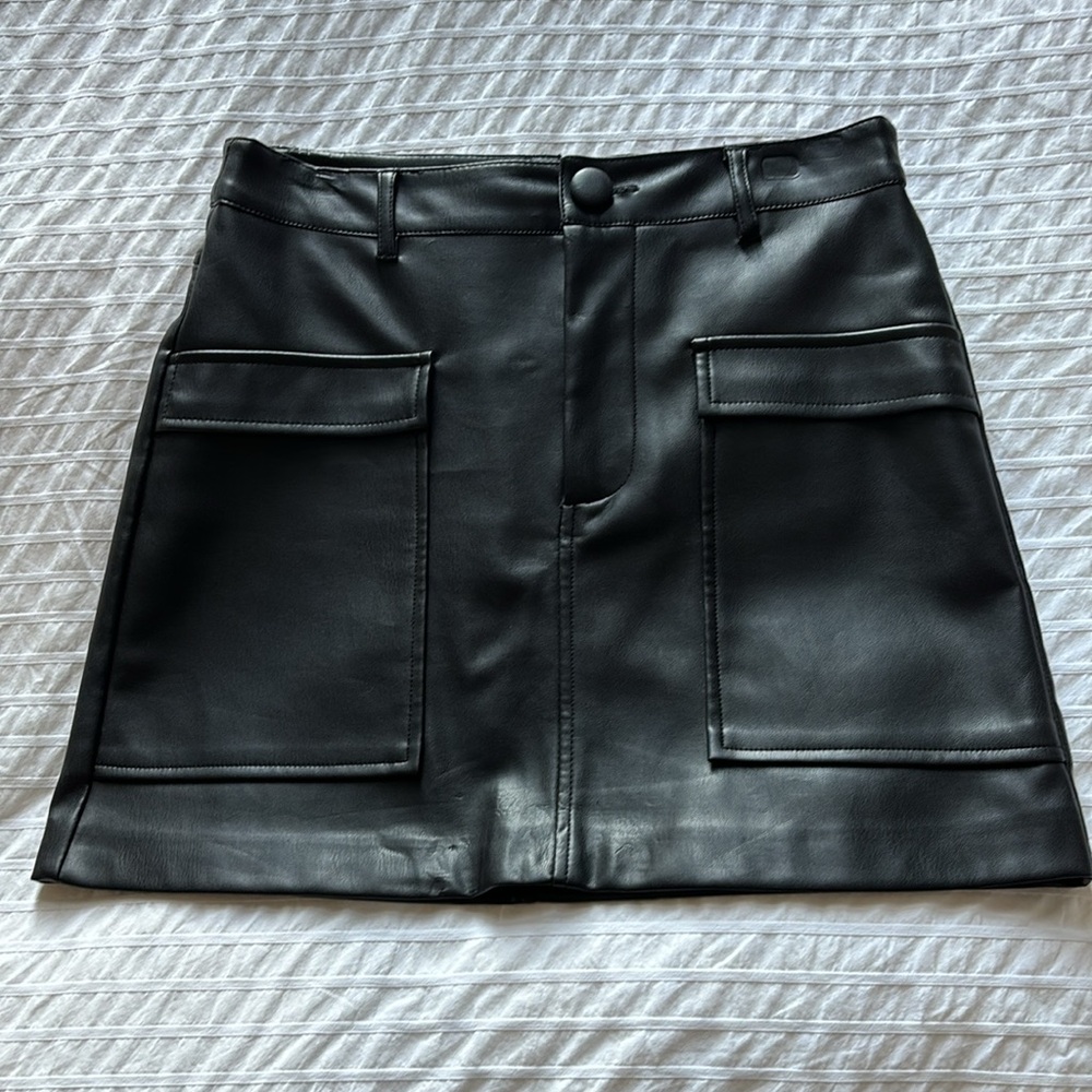 Zara miniskirt size S